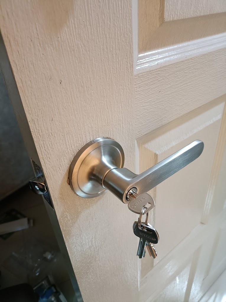 locksmith near me