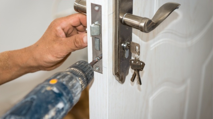 Locksmith near me